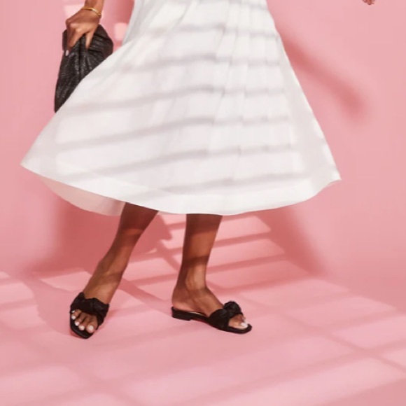 Black Raffia Brit Sandals
TUCKERNUCK SHOES - Picture 3 of 12